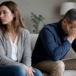 Comportement d une femme qui veut divorcer : les signes à reconnaître dans son couple