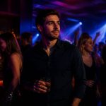 Aller en boite seul : conseils pour faire des rencontres et profiter de sa soirée