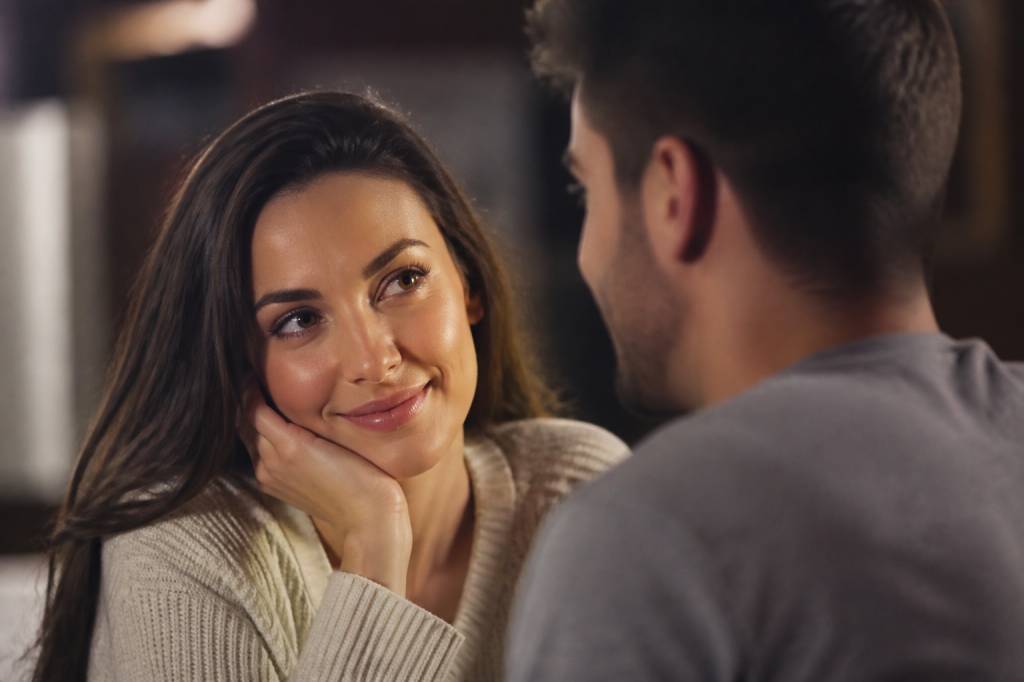 Amour : les signes qui montrent qu’une personne est vraiment attirée par vous