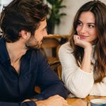 Comment donner envie à une femme : les clés d’une séduction sincère et respectueuse